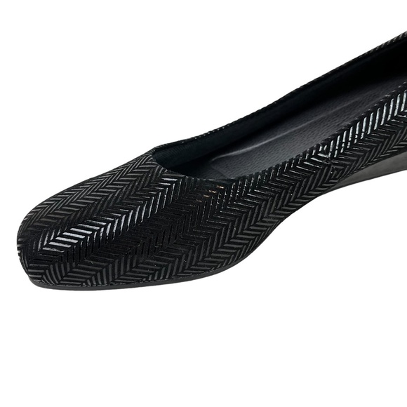 TROTTERS Genuine Leather Black Herringbone Low Wedge Slip On Shoes Loafers 9 N - Picture 6 of 16